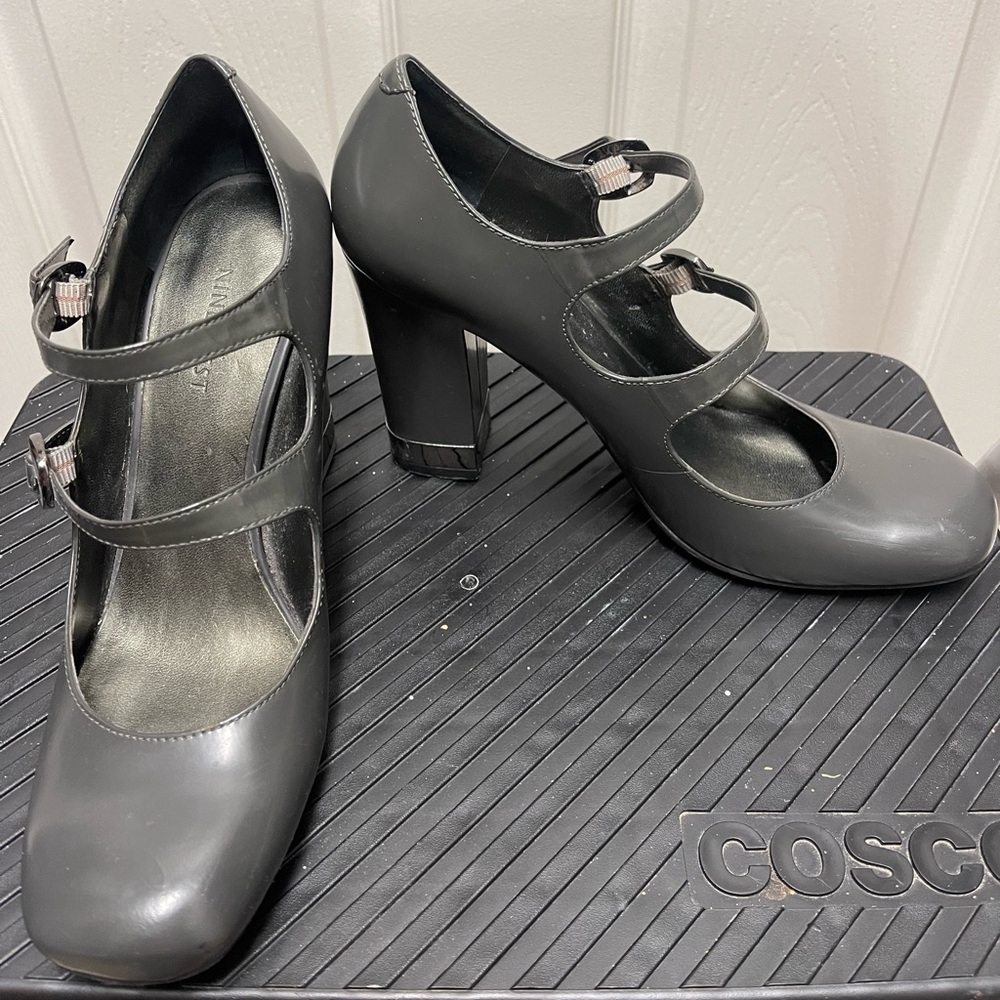 Stylish Nine West Gray Women's Heels